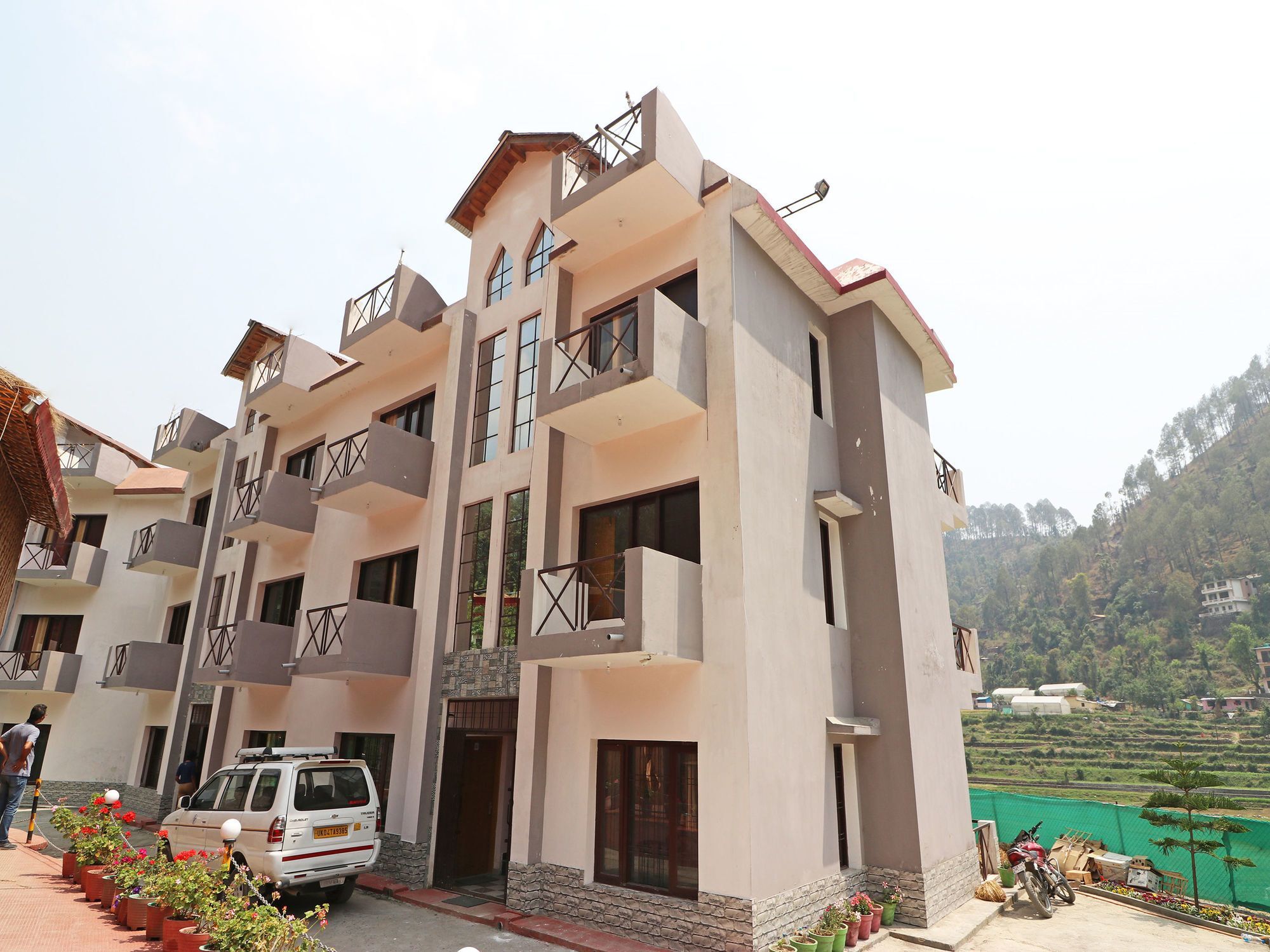 Oyo 13756 Damyanty Residency & Resort Nainital Kültér fotó